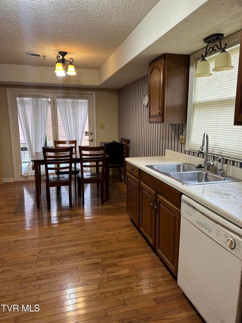 Photo #6: 4 Windridge Court