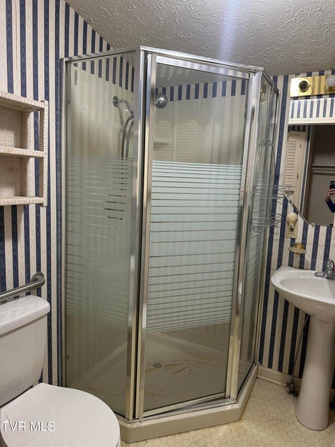 Photo #12: 4 Windridge Court