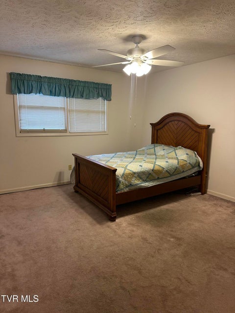 Photo #16: 4 Windridge Court