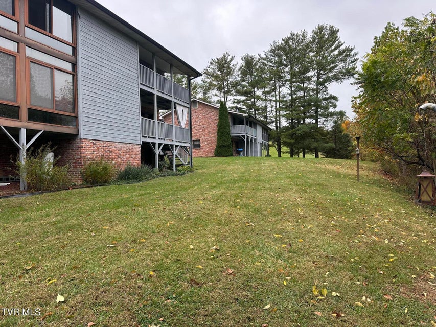 Photo #24: 4 Windridge Court