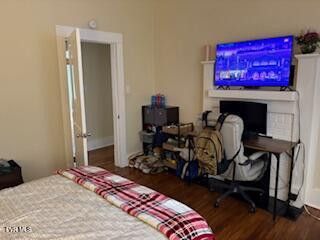 Photo #18: 921 Edgemont Avenue