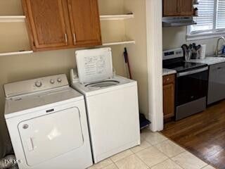 Photo #25: 921 Edgemont Avenue