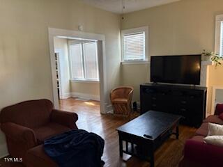 Photo #35: 921 Edgemont Avenue