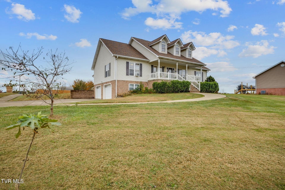 Photo #4: 27 Preakness Way