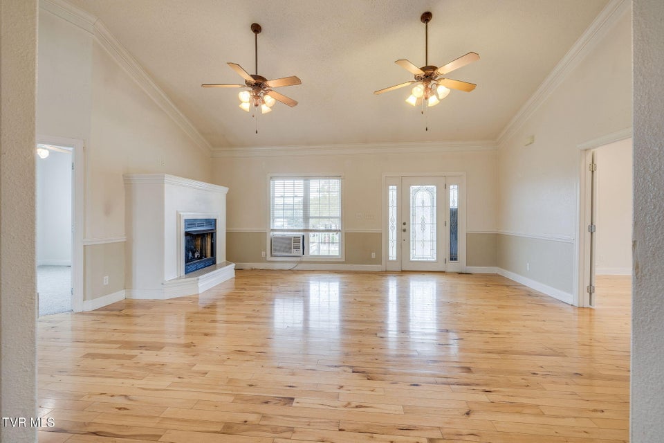 Photo #9: 27 Preakness Way