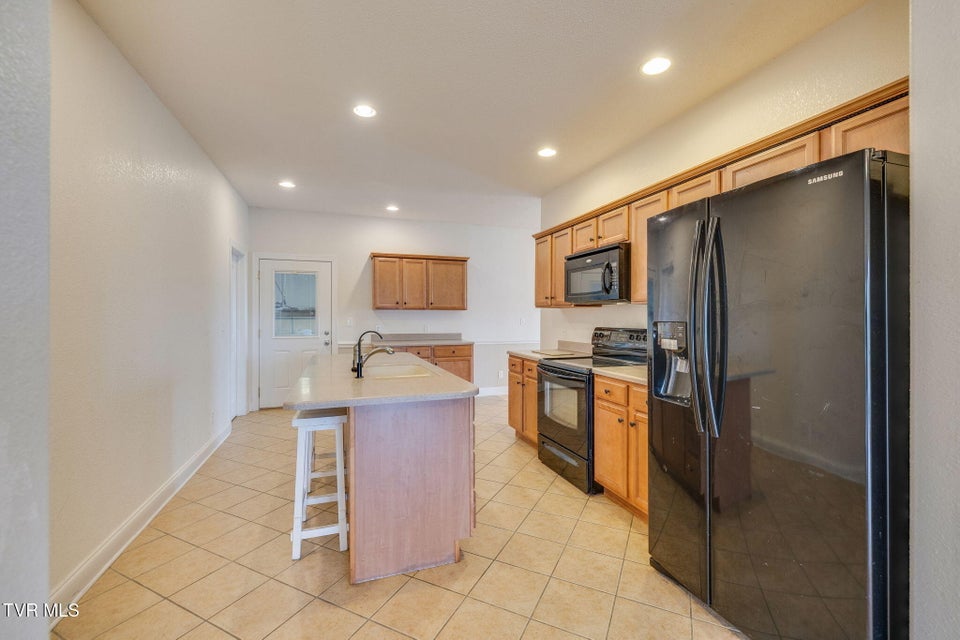 Photo #13: 27 Preakness Way