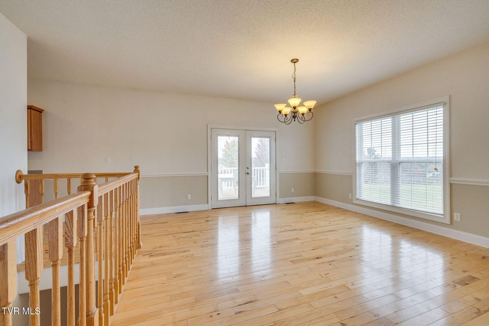 Photo #20: 27 Preakness Way