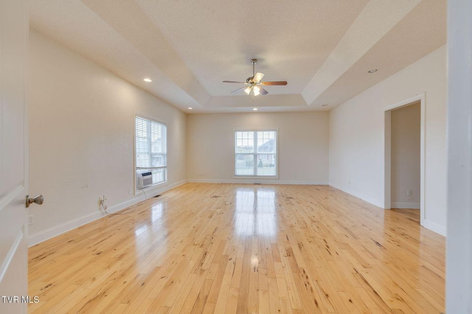 Photo #21: 27 Preakness Way