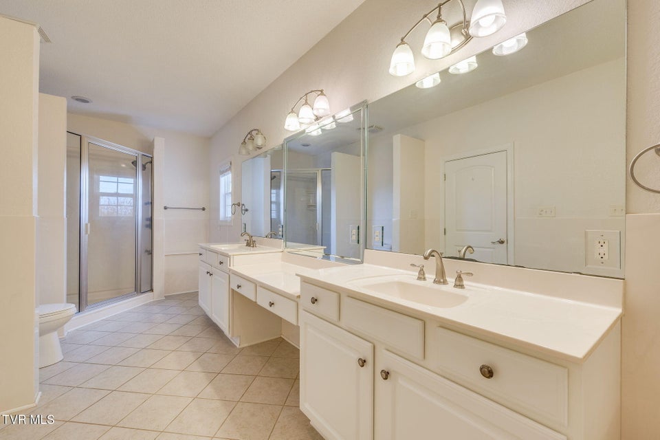 Photo #27: 27 Preakness Way