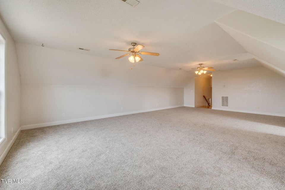 Photo #38: 27 Preakness Way