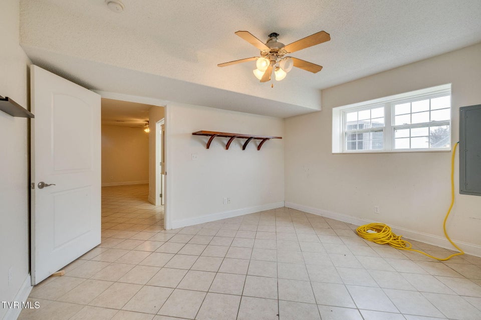 Photo #44: 27 Preakness Way