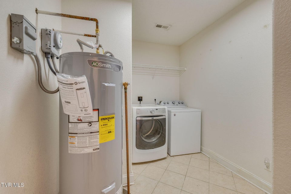 Photo #46: 27 Preakness Way