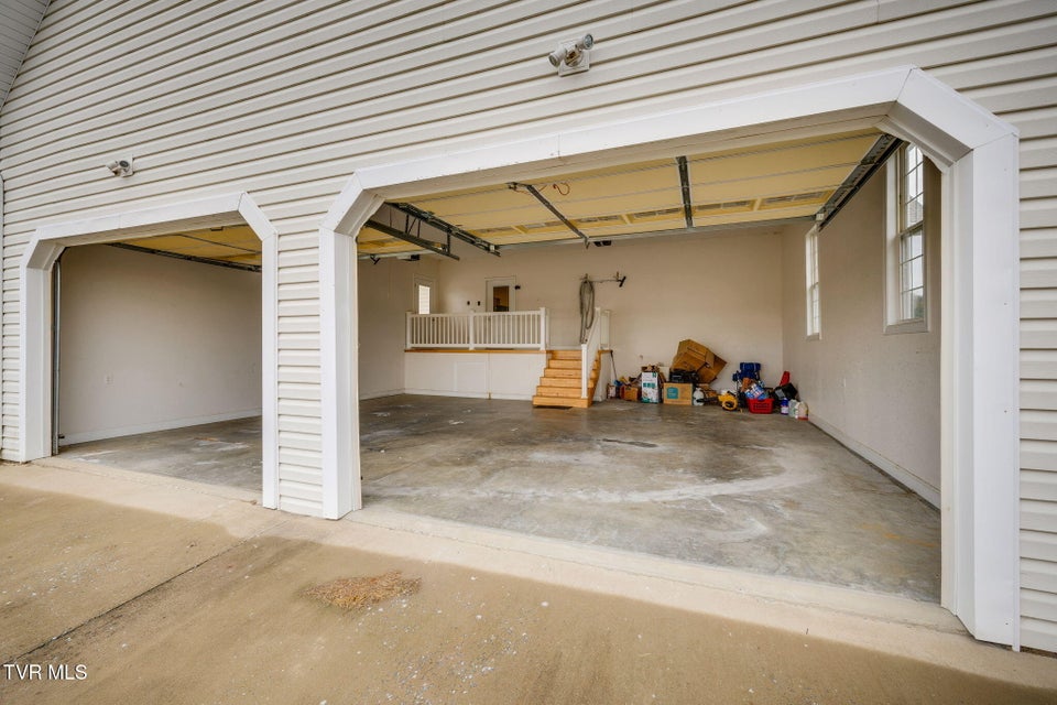 Photo #52: 27 Preakness Way