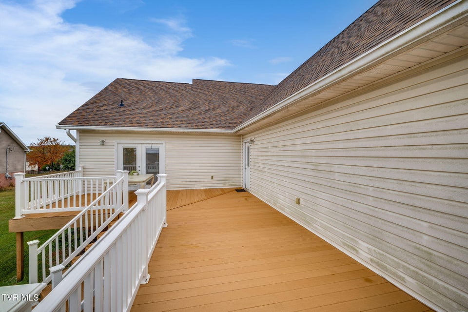 Photo #53: 27 Preakness Way