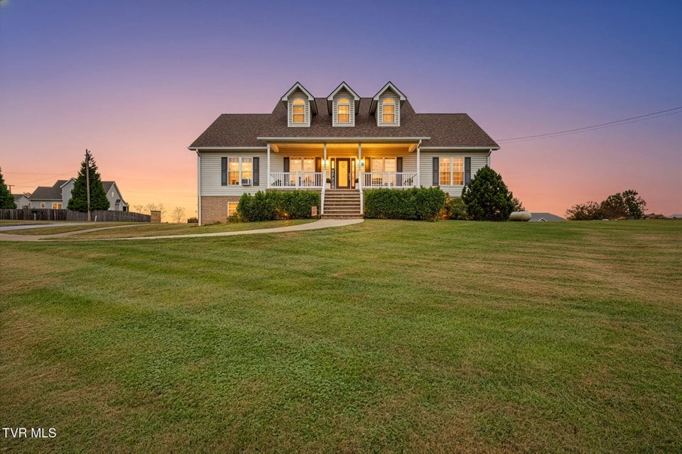 Photo #2: 27 Preakness Way