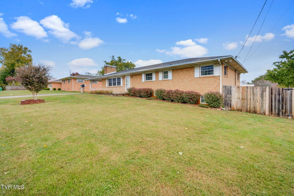 Photo #3: 400 Drinnon Drive