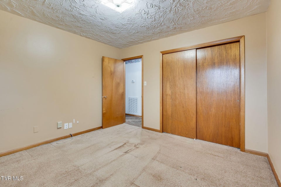 Photo #19: 400 Drinnon Drive