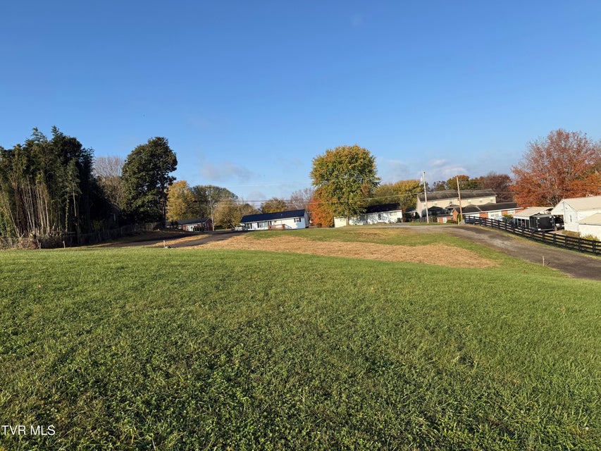 Photo #34: 124 Suncreset Street