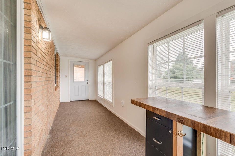 Photo #24: 400 Drinnon Drive