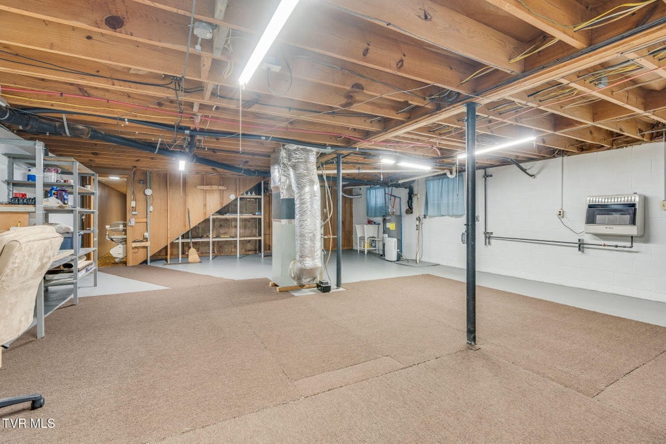 Photo #28: 400 Drinnon Drive