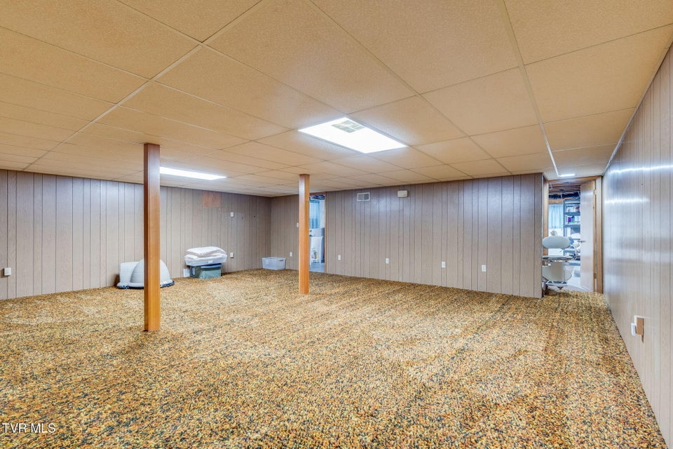 Photo #31: 400 Drinnon Drive