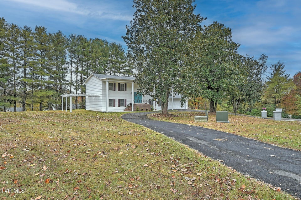 Photo #52: 22097 Strada Circle