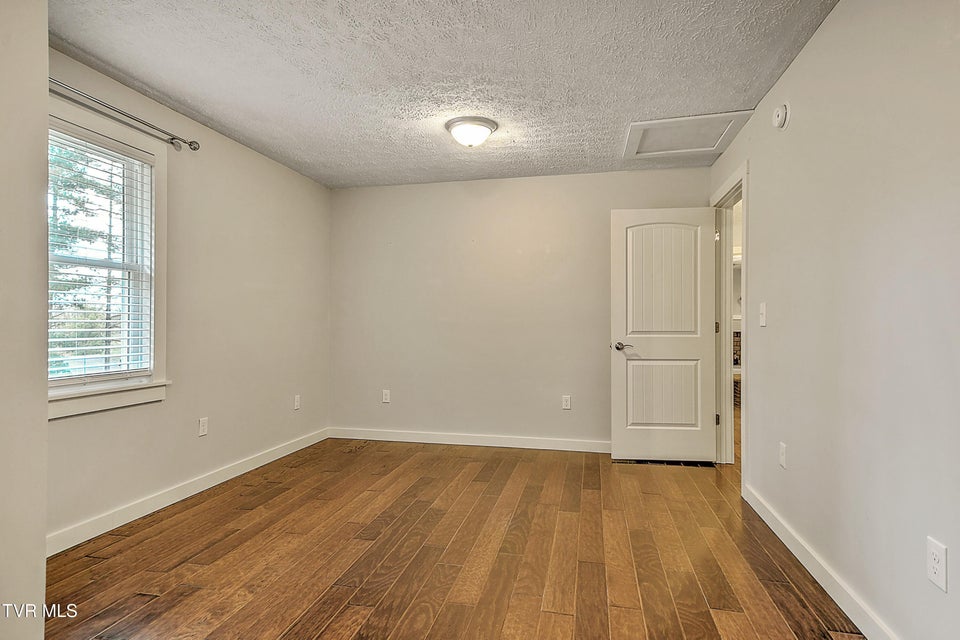 Photo #34: 22097 Strada Circle