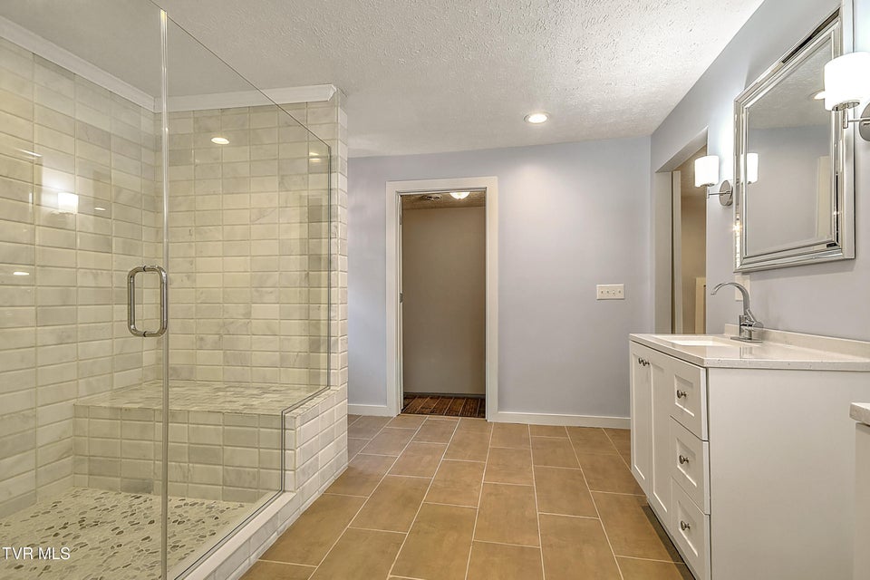 Photo #27: 22097 Strada Circle