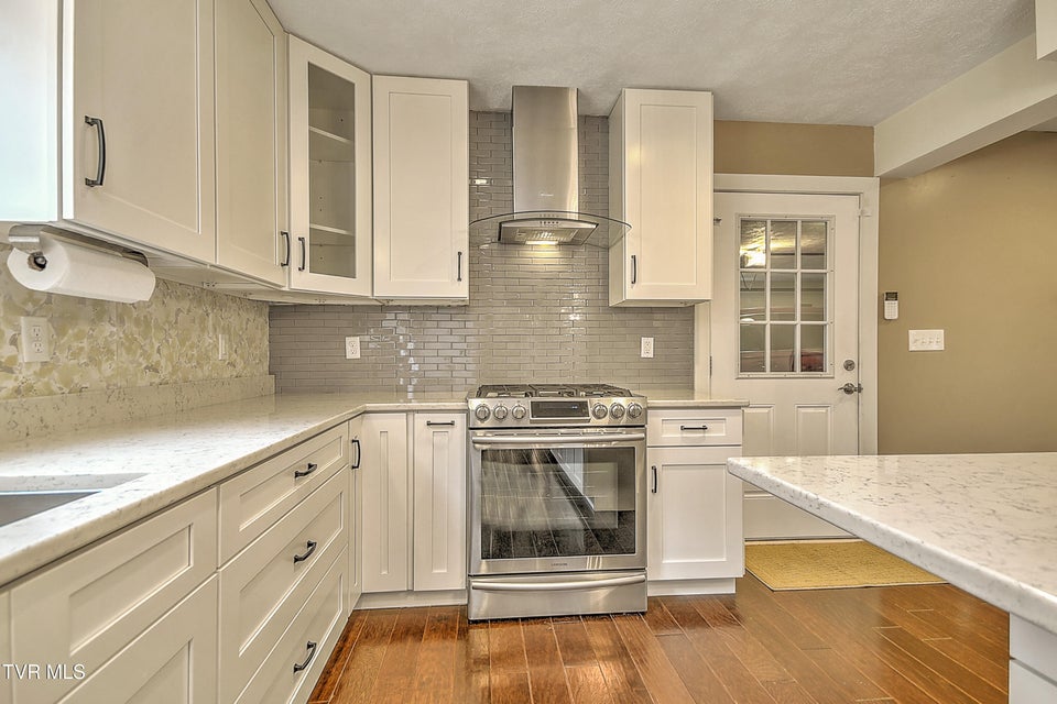 Photo #13: 22097 Strada Circle