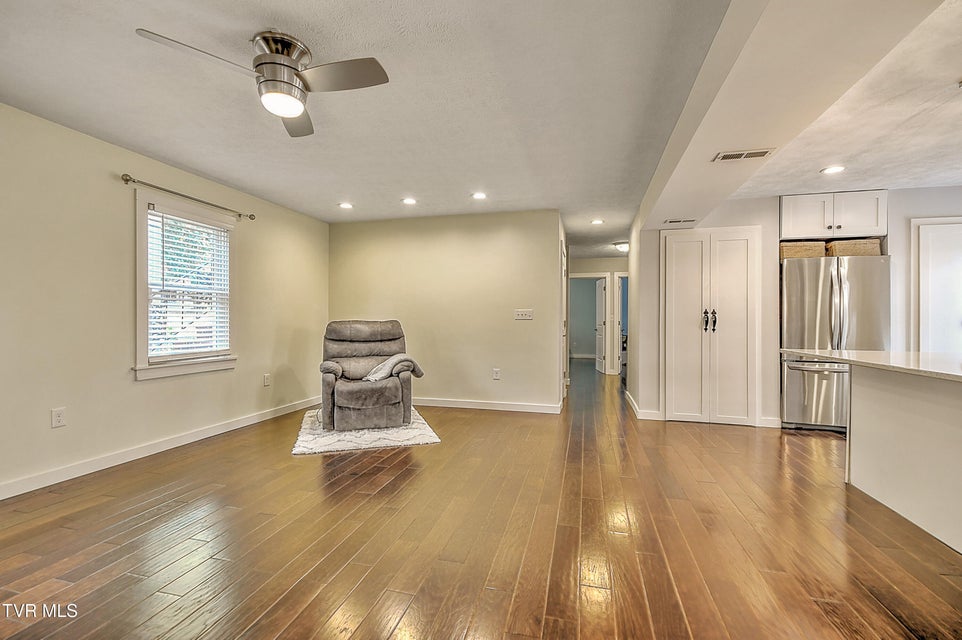 Photo #17: 22097 Strada Circle