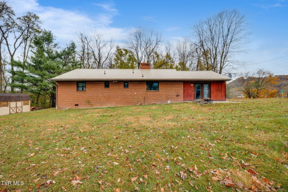 Photo #23: 911 Cumberland Street