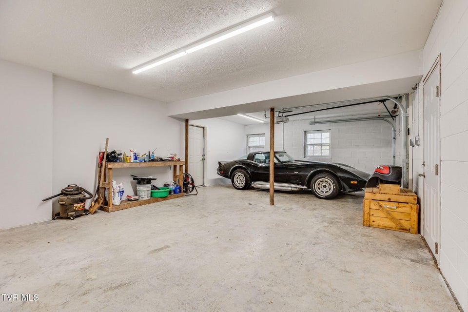 Photo #25: 1111 Copper Ridge Road