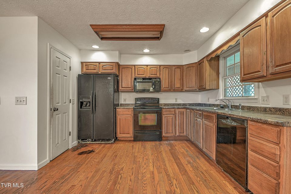 Photo #5: 1711 Granby Road