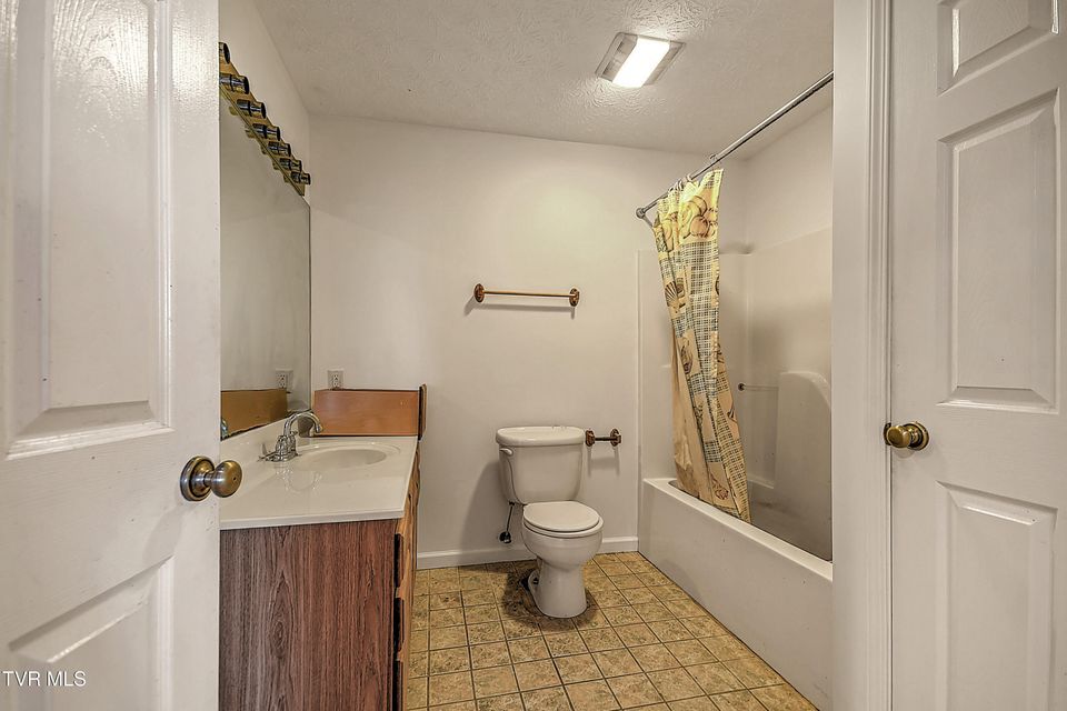 Photo #13: 1711 Granby Road