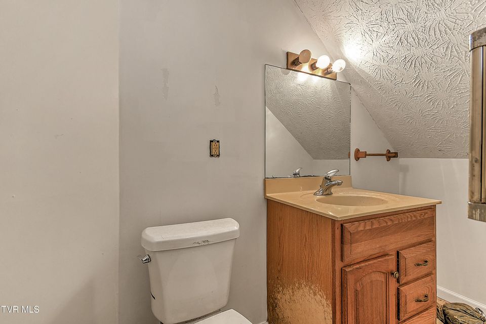 Photo #24: 1711 Granby Road