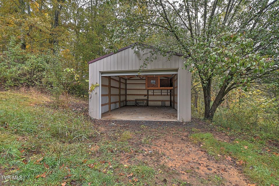 Photo #28: 1711 Granby Road