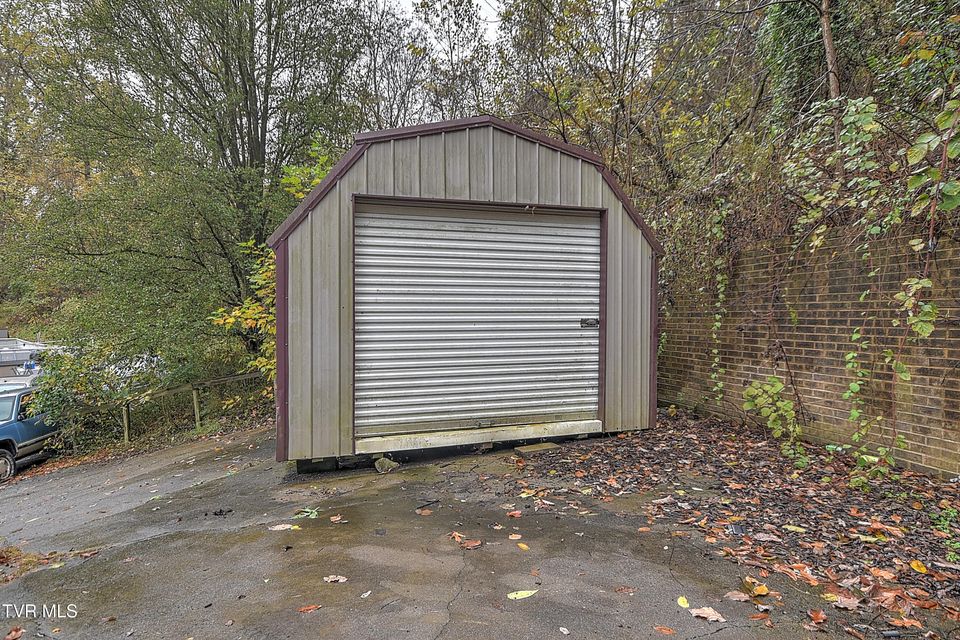 Photo #29: 1711 Granby Road