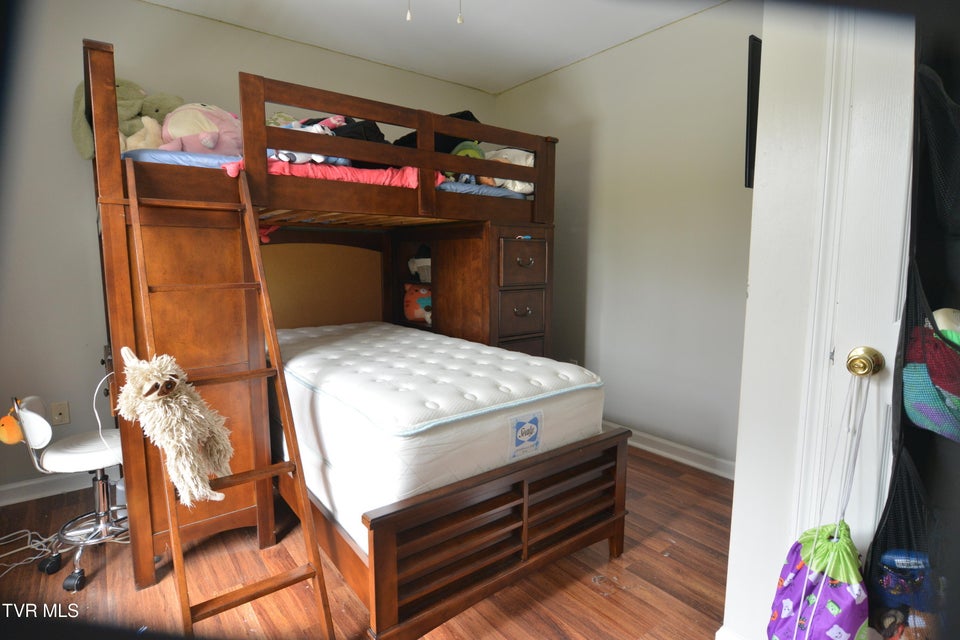 Photo #25: 684 Hallock Circle