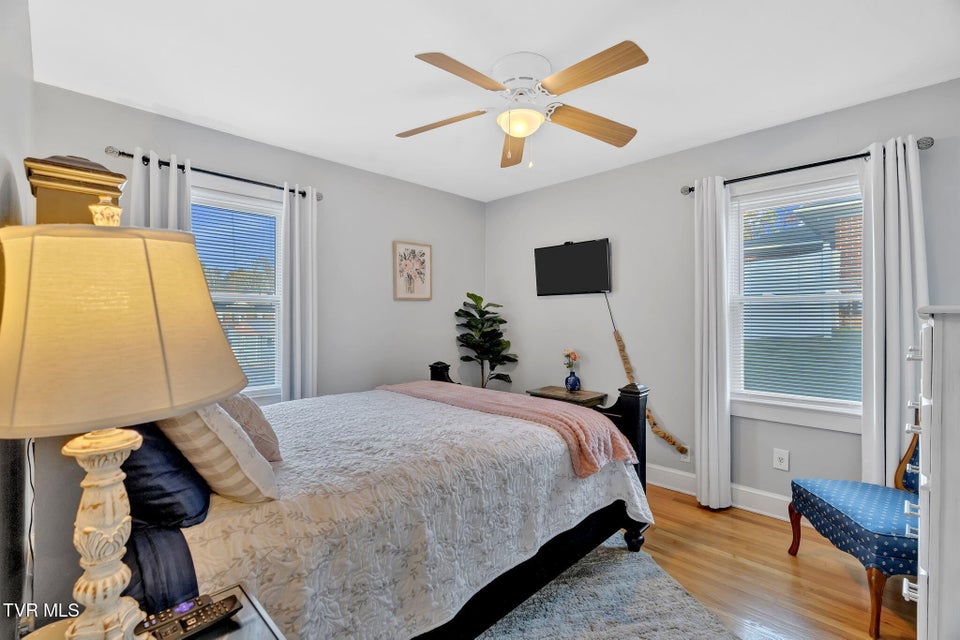 Photo #16: 102 Memorial Drive