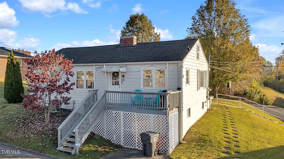 Photo #18: 102 Memorial Drive