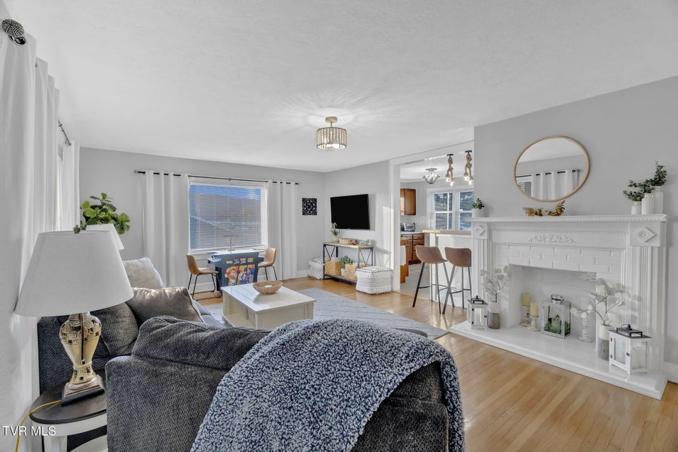 Photo #5: 102 Memorial Drive