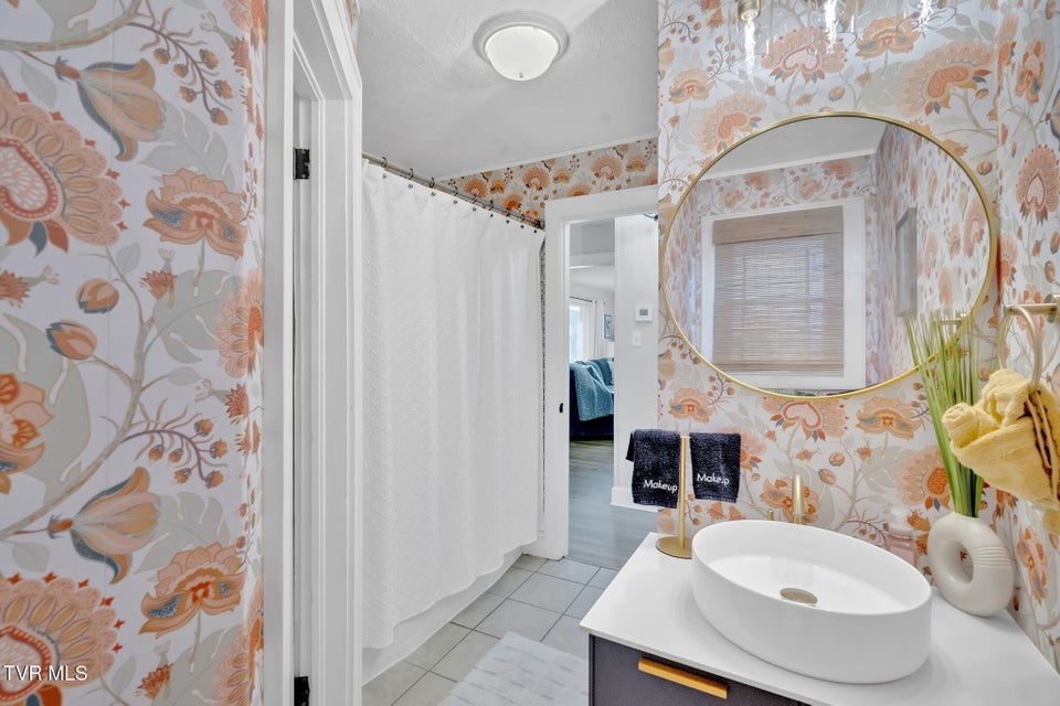 Photo #13: 102 Memorial Drive