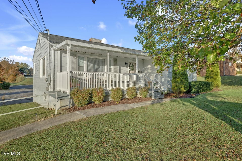 Photo #21: 102 Memorial Drive