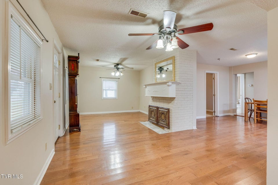 Photo #5: 1645 F Street