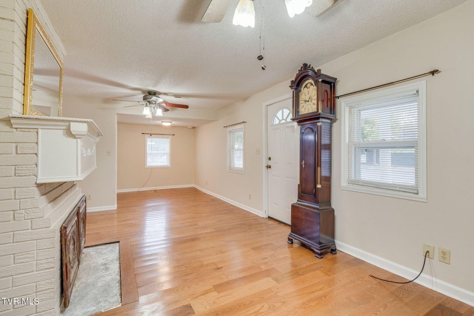 Photo #6: 1645 F Street