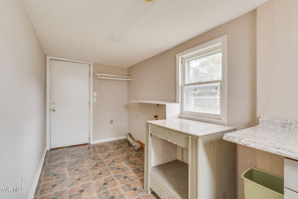 Photo #12: 1645 F Street