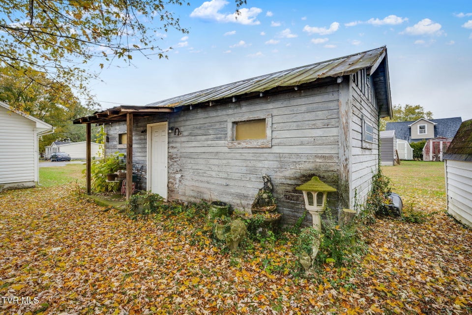 Photo #24: 1645 F Street