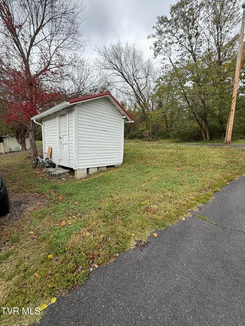 Photo #36: 2228 Netherland Inn Road