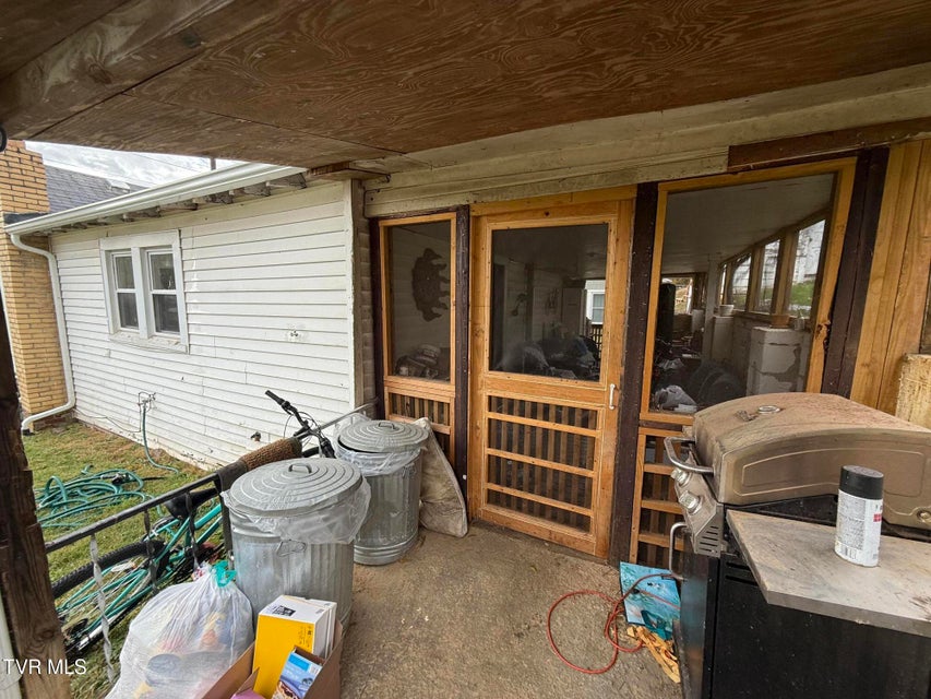 Photo #34: 2228 Netherland Inn Road