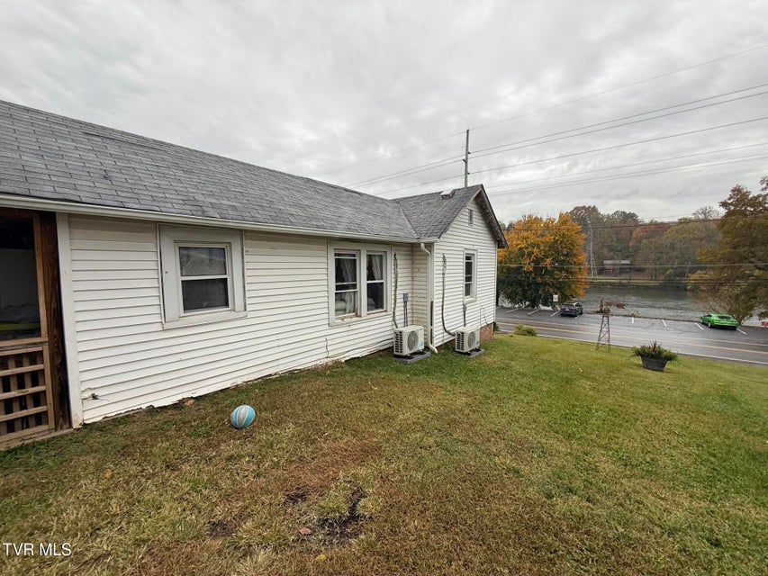 Photo #26: 2228 Netherland Inn Road